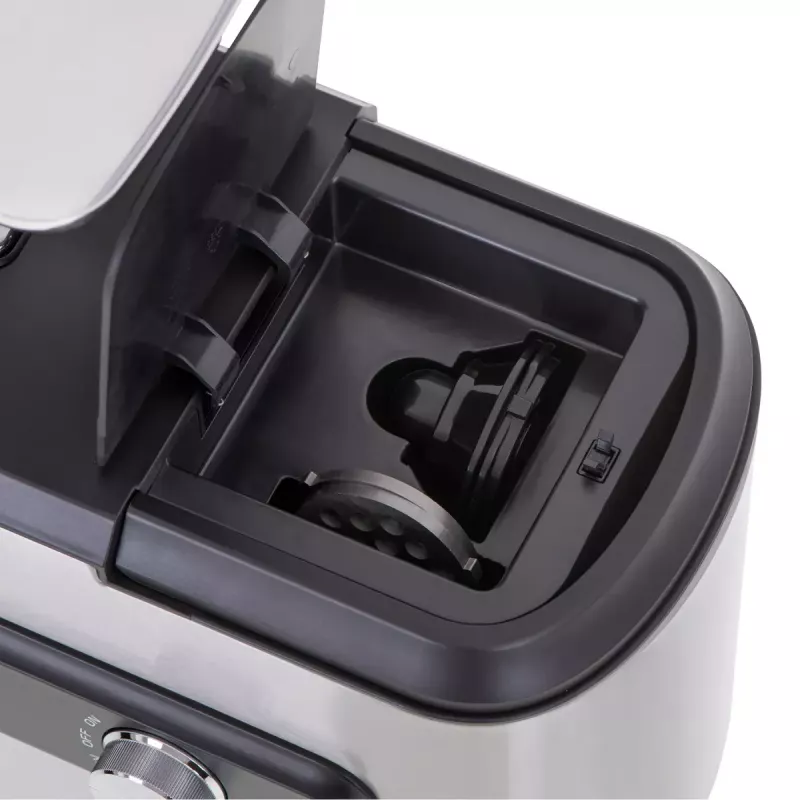 Mincer Adler AD 4813 2000 W Must Silver