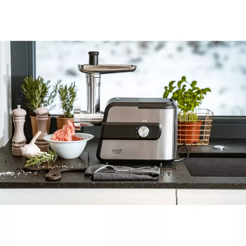 Mincer Adler AD 4813 2000 W Must Silver