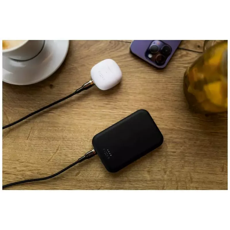 Kaasaskantav akupank FIXED MagZen 6000 mAh — must, USB-väljund nutitelefonidele ja tahvelarvutitele