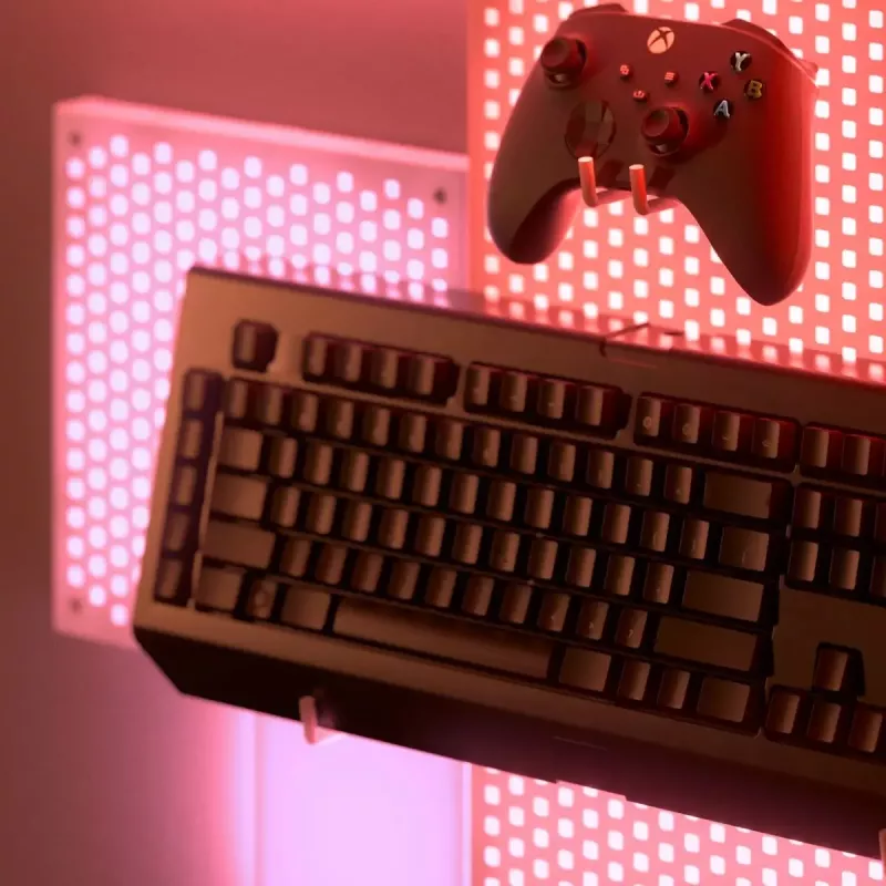 LED modulaarne Pegboard lisapaneel Nanoleaf N8100E00-1BP — üksik asendus- või laienduspaneel Nanoleaf Pegboard süsteemile