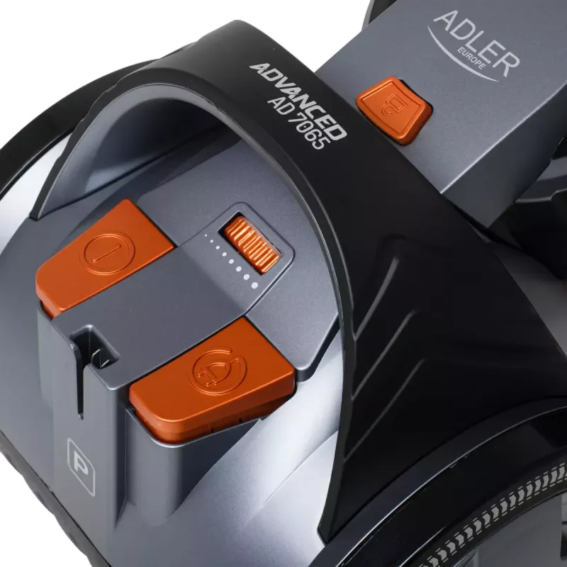 Kotita tolmuimeja Adler AD 7065 — 700 W, 1,6 L tolmumahuti, HEPA, 9 m raadius, must/punane