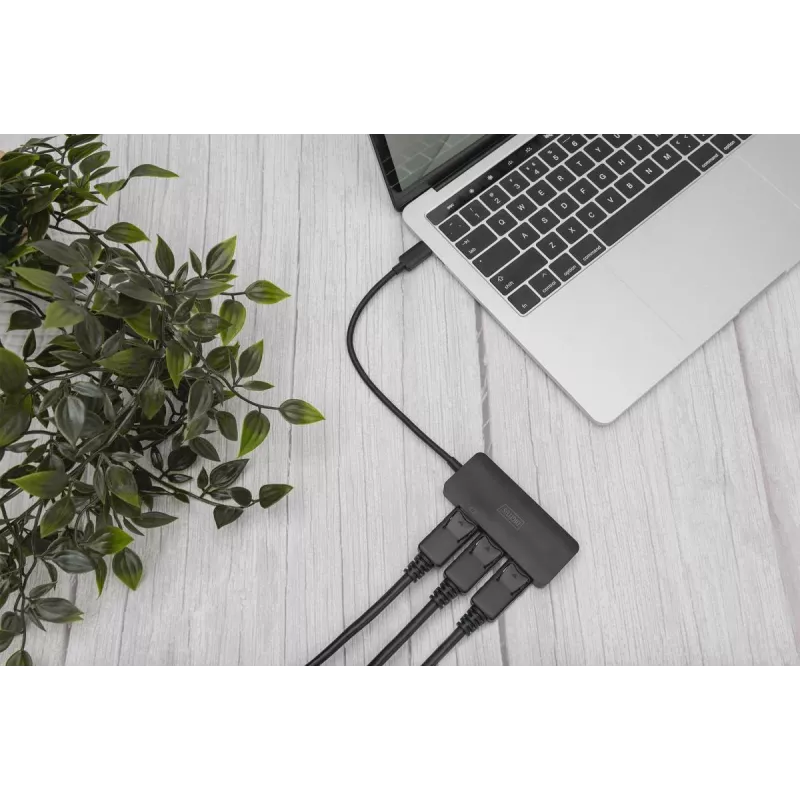 DIGITUS USB-C - 3x DP MST videokeskus DP 1.4. 4K/60Hz