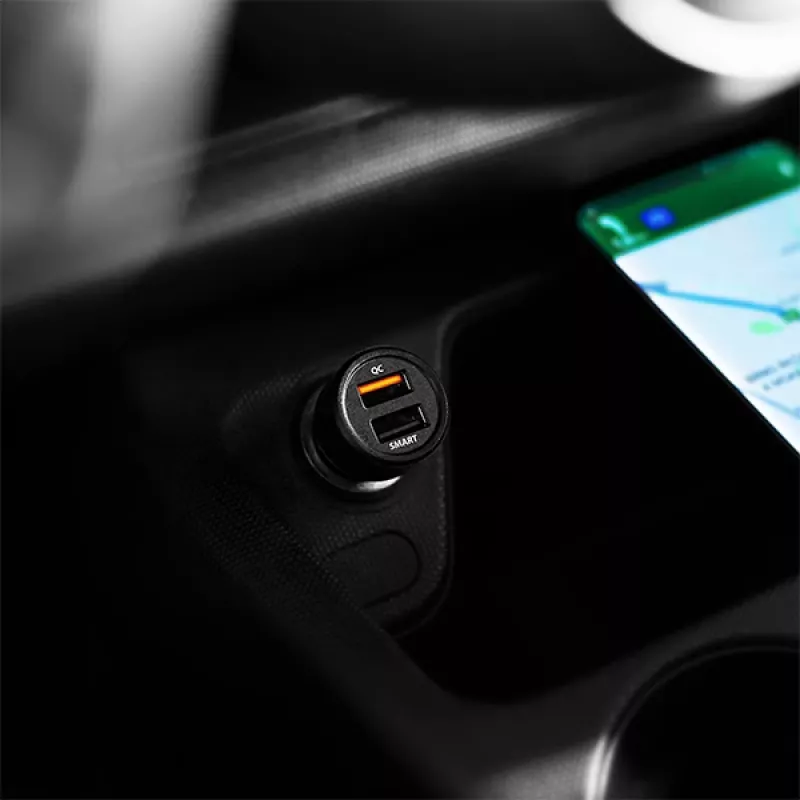Axagon PWC-QC5 mobiilseadme laadija Mobiiltelefon, Nutitelefon, Tahvelarvuti, Universaalne Must Sigaretisüütaja Kiirlaadimine Auto