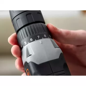 Juhtmeta puur-kruvikeeraja Must & Decker BCD001C1, 18 V, Li‑ion 1.5 Ah, oranž/must