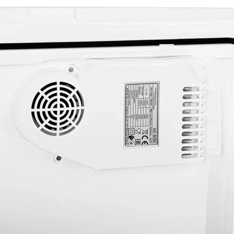 Kaasaskantav jahuti Adler AD 8090 — 40 L 12 V auto külmik, Peltier-jahutus, 220–240 V vooluvõrk, rattad