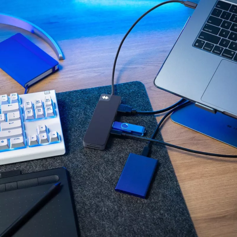 TARGUS Hyperdrive Flex 8 Port USB-c Hub (must)