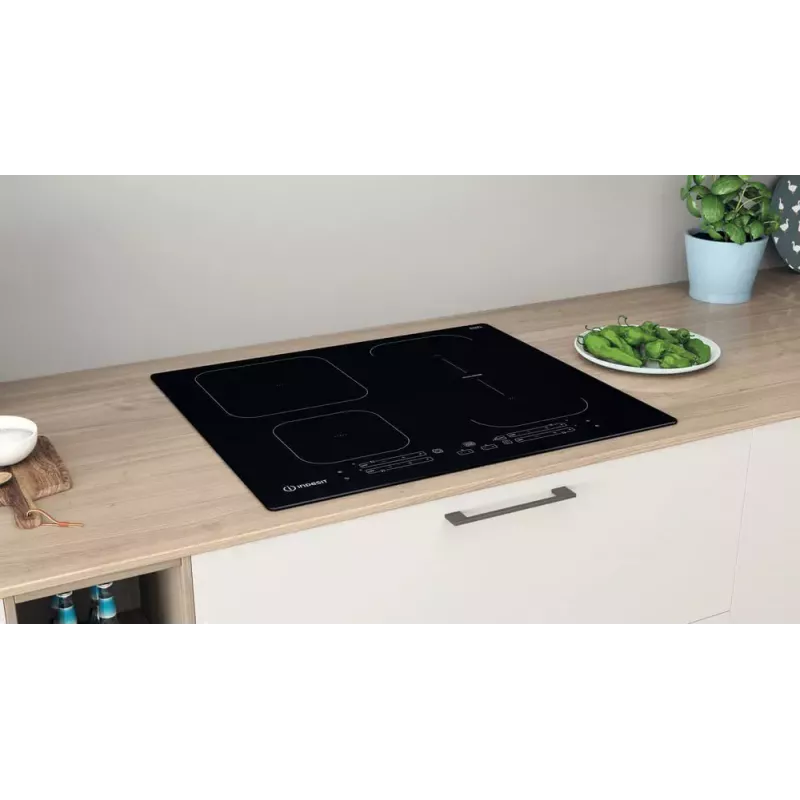 Indesit IB 65B60 NE Must sisseehitatav 59 cm tsoon-induktsioonpliit, 4 tsooni