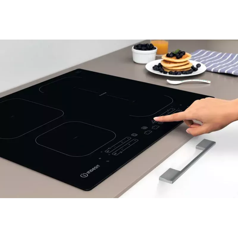 Indesit IB 65B60 NE Must sisseehitatav 59 cm tsoon-induktsioonpliit, 4 tsooni