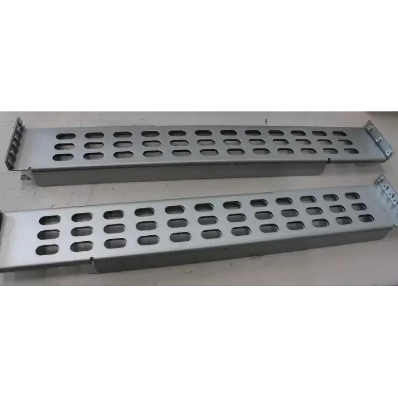 UPS Schneider Electric SMT1500RMI2UNC 1500VA Rackmount 2U 4× IEC C13 pistikupesaga