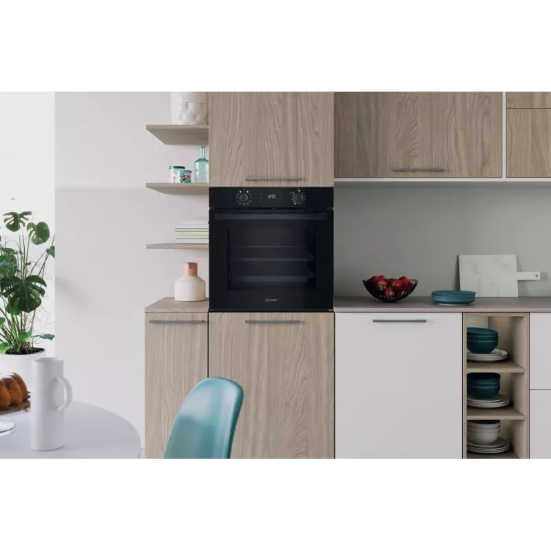 Sisseehitatud elektriahi INDESIT IO K58HS B — 71 L, hüdrolüütiline puhastus, konvektsioon, grill, aur