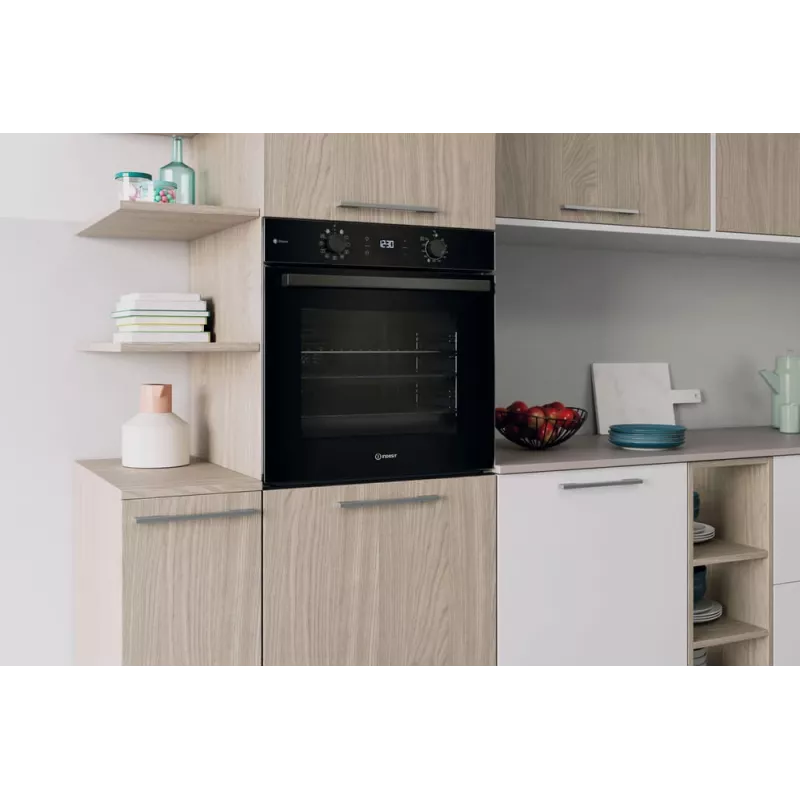Sisseehitatud elektriahi INDESIT IO K58HS B — 71 L, hüdrolüütiline puhastus, konvektsioon, grill, aur