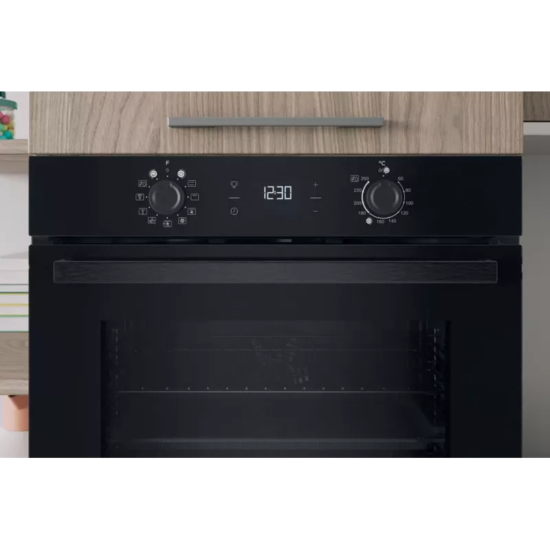 Sisseehitatud elektriahi INDESIT IO K58HS B — 71 L, hüdrolüütiline puhastus, konvektsioon, grill, aur