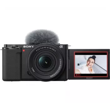 Sony ZV-E10 + E PZ 16-50mm F3.5-5.6 OSS II MILC 24.2 MP CMOS 6000 x 4000 musta