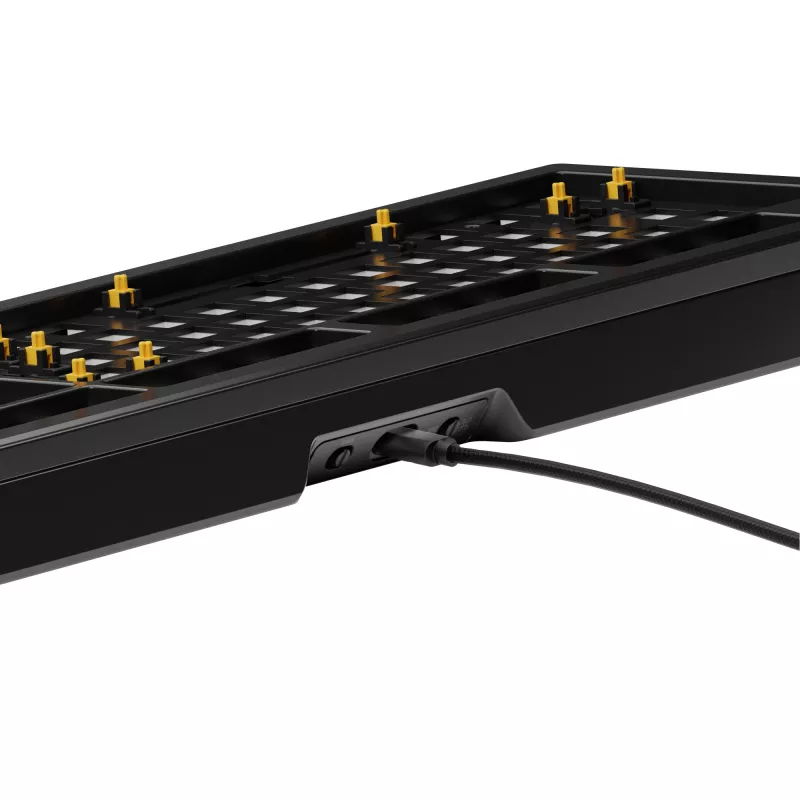Glorious PC Gaming Race GMMK 3 PRO Barebones klaviatuur täissuuruses USB RGB LED