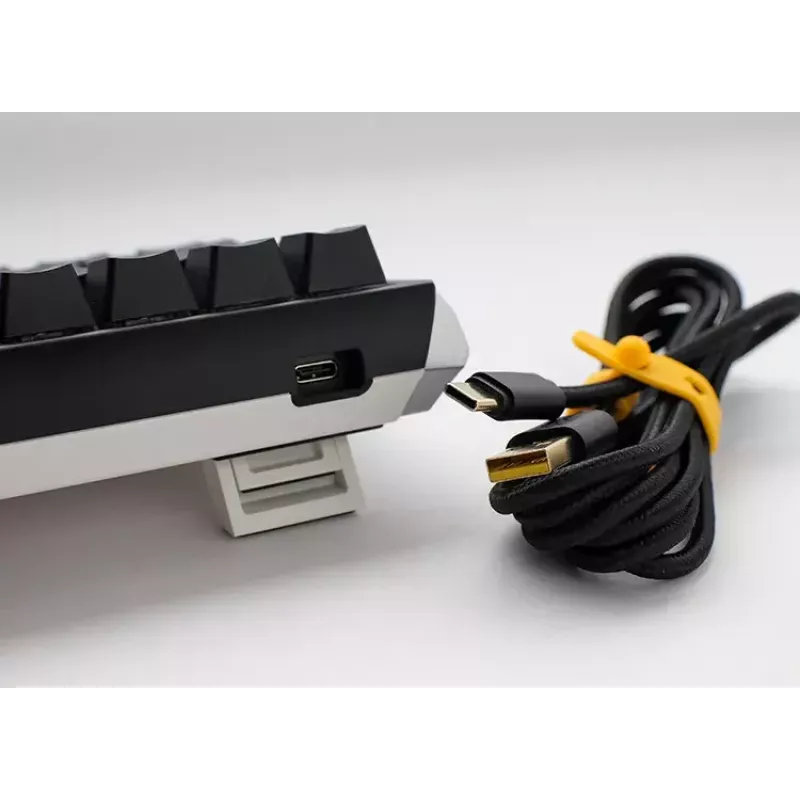 Ducky One 3 Classic Mini klaviatuur mängimiseks USB mehaaniline 61 klahvi RGB