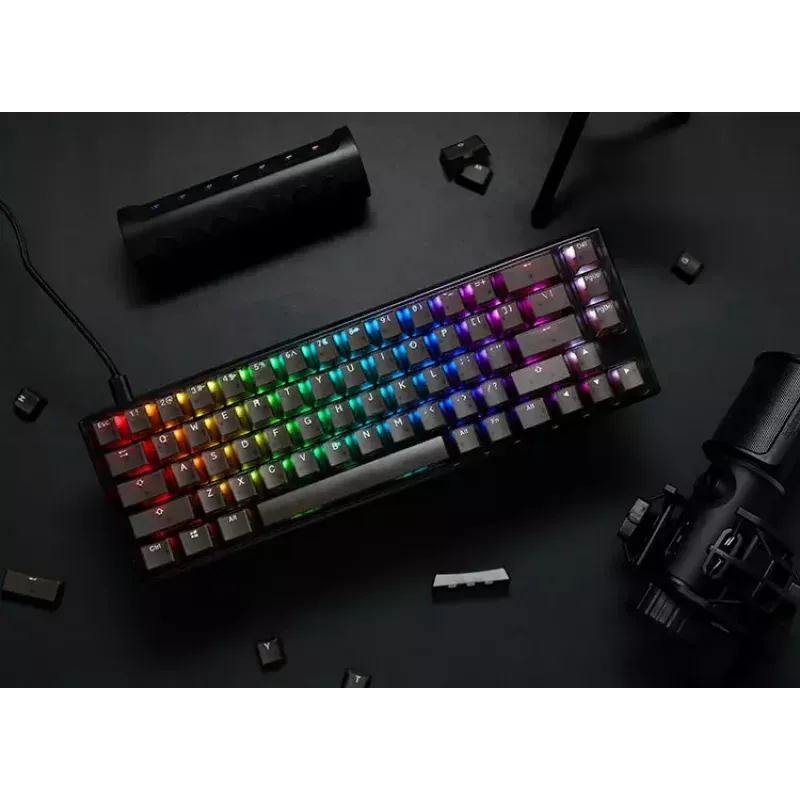 Ducky One 3 Aura SF klaviatuur mängimiseks USB QWERTY must 67 klahvi RGB