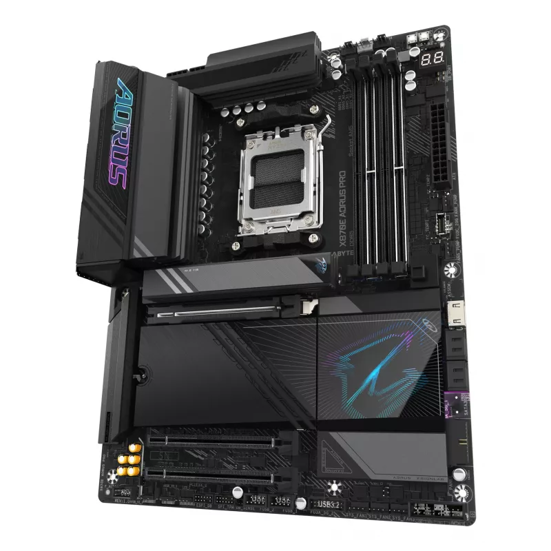 GIGABYTE X870E AORUS PRO emaplaat – toetab AMD Ryzen 9000 protsessoreid, 16+2+2 faasi digitaalne VRM, kuni 8000 MHz DDR5 (OC), 3xPCIe 5.0 + 1xPCIe 4.0, Wi-Fi 7, 2.5GbE LAN, USB 4