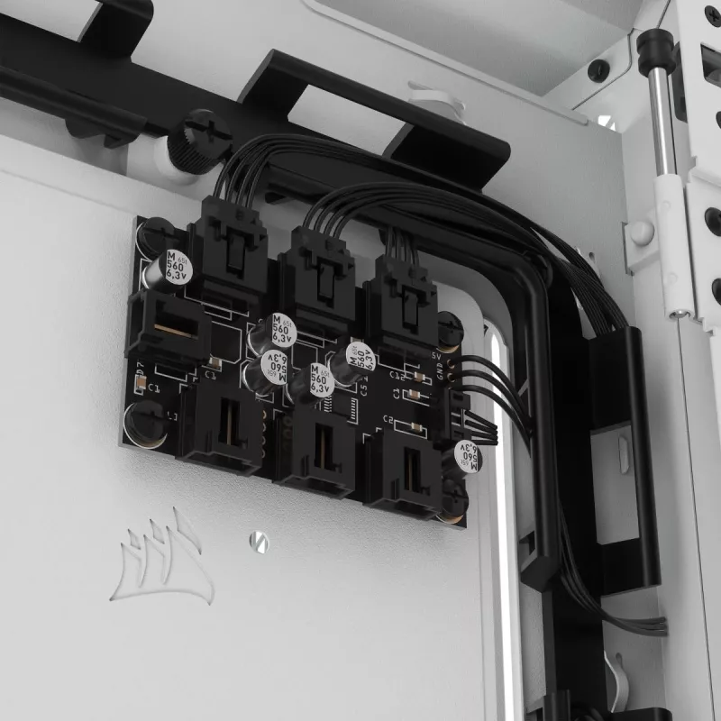 CORSAIR iCUE 5000X RGB – temperklaasiga keskmine ATX-arvuti korpus – valge