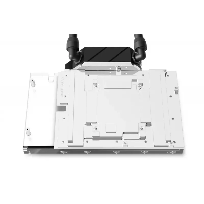 Alphacool Eiswolf 2 AIO 360 mm GPU jahuti RTX 4090 Founders Editionile tagumise plaadiga