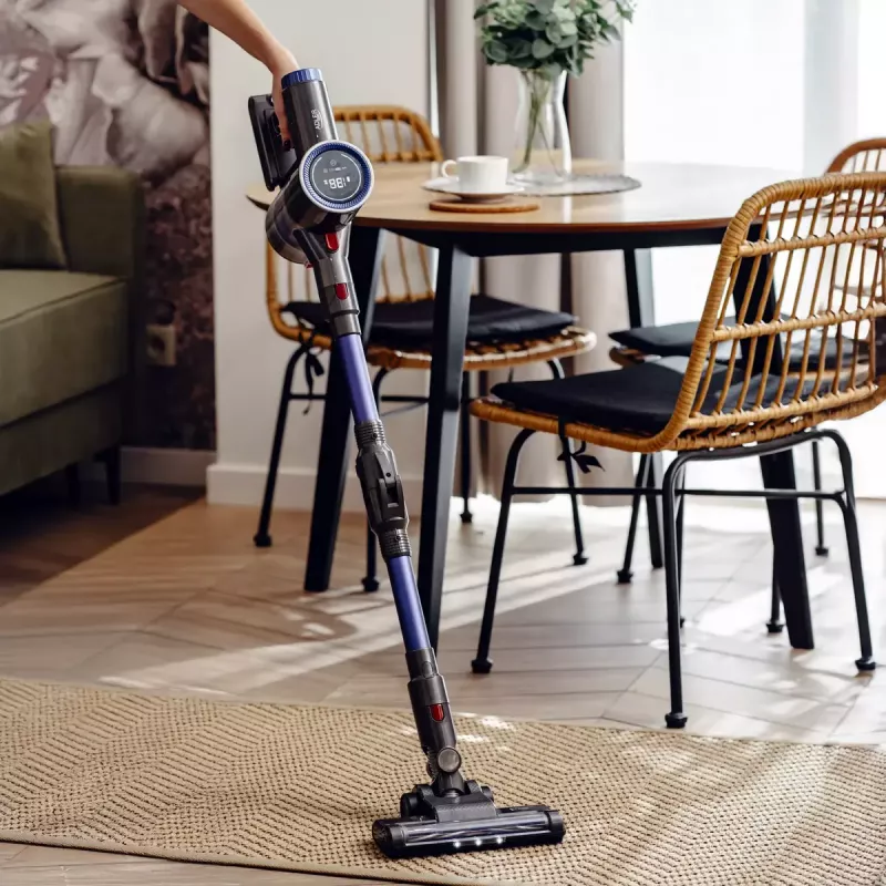 Juhtmeta tolmuimeja Adler AD 7061 Allergy-friendly PRO — 22,2 V aku, 30 min tööaeg, 0,8 l tolmukoguja, EPA12/HEPA13 filtratsioon, 350 W max, must