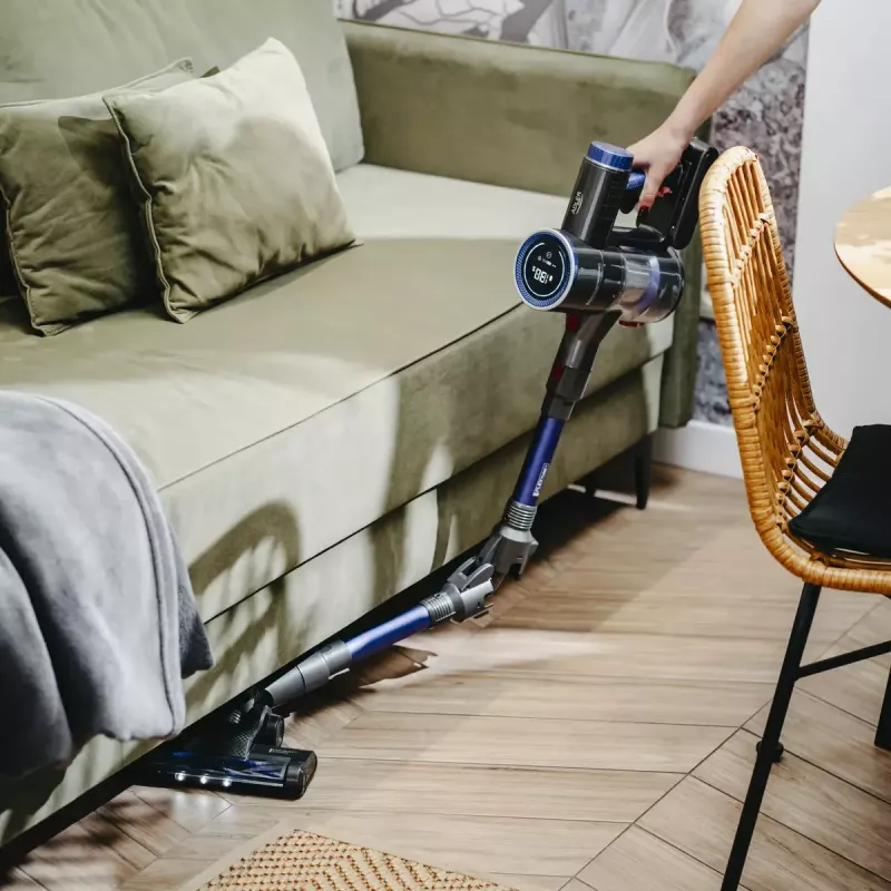 Juhtmeta tolmuimeja Adler AD 7061 Allergy-friendly PRO — 22,2 V aku, 30 min tööaeg, 0,8 l tolmukoguja, EPA12/HEPA13 filtratsioon, 350 W max, must