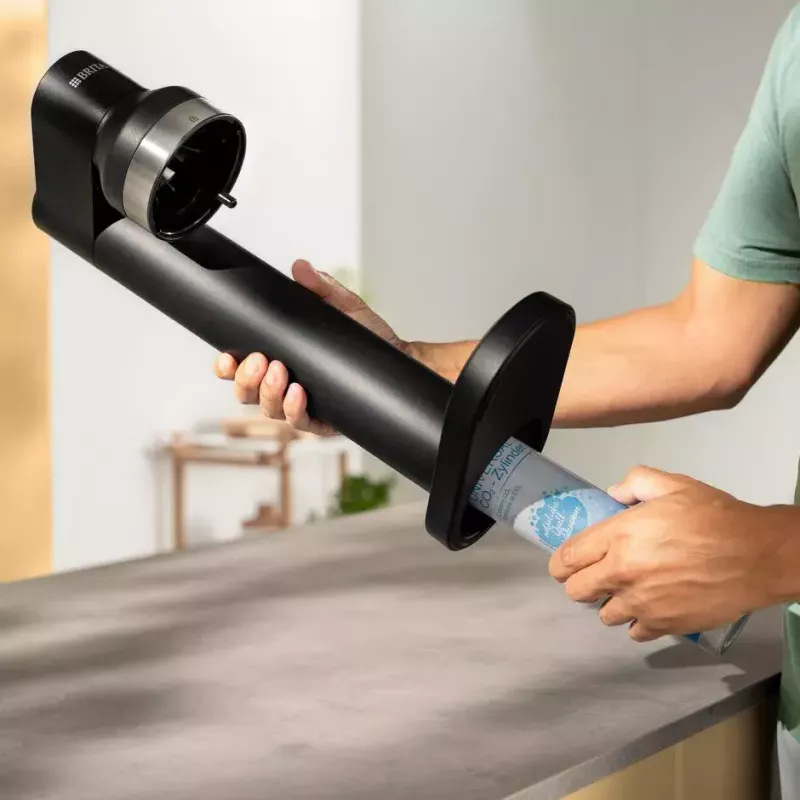 Karbonisaator Brita 1046729 Must