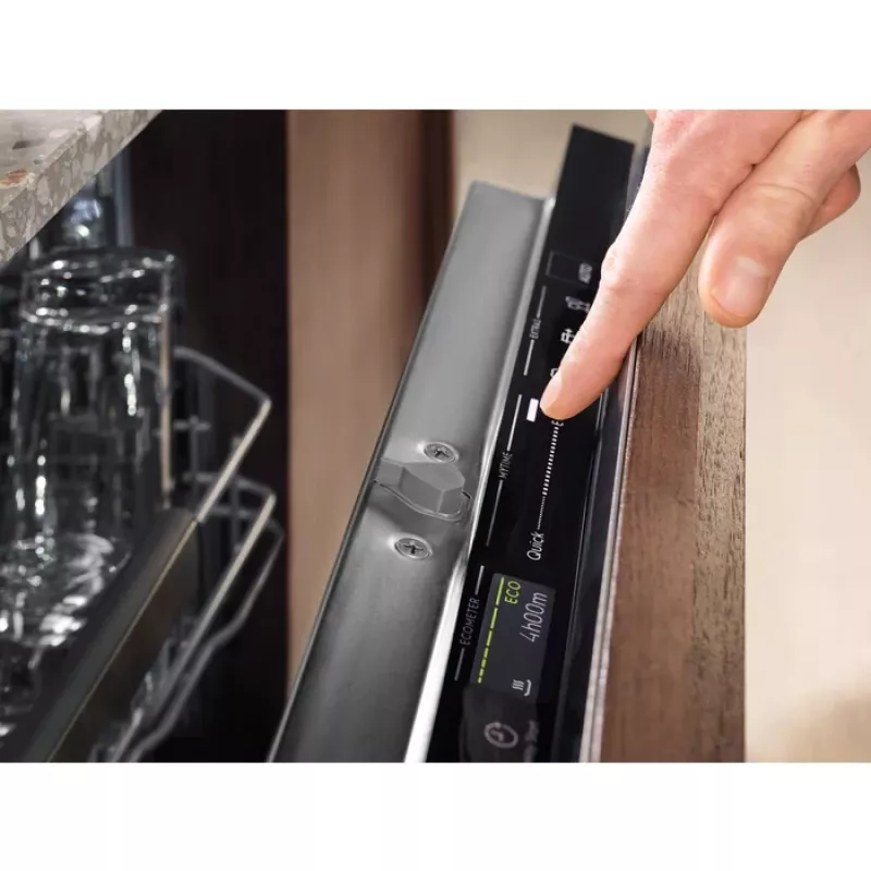 Täielikult sisseehitatav nõudepesumasin Electrolux QuickSelect 13 EEQ47210L — 13 komplekti, 60 cm, AirDry, 8 programmi