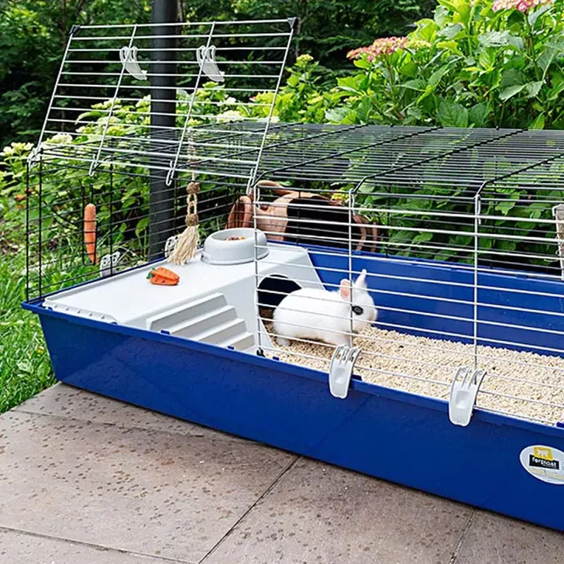 Puur FERPLAST Rabbit 120 Blue — metallist ja plastist küülikupuur 1180×585×495 mm, küülikutele 5–9,9 kg