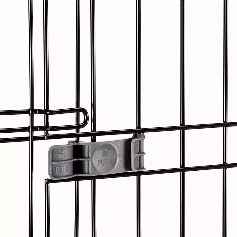 Kõva lemmikloomakandur FERPLAST Superior 770×510×550 mm — metallist/plastist puur väikestele koertele 5–9,9 kg, must