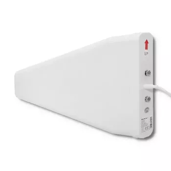Väline 4G LTE antenn QOLTEC 57021 — 18 dBi võimendus, 600–2700 MHz, 50 Ω, 50 W, valge plastkorpus