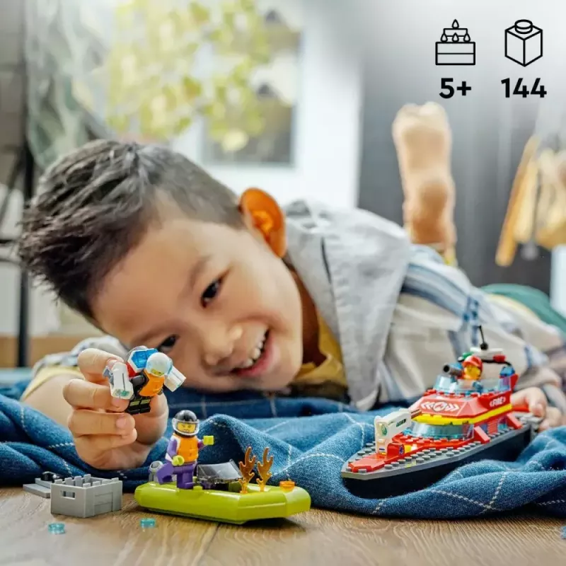 LEGO mängukomplekt Tuletõrjepaat 60373 — City seeria, 144 tk, 3 minifiguuri, vanusele 5+, mõõdud 80×230×70 mm