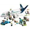 LEGO reisilennuki ehituskomplekt 60367 — City seeria, 913 tükki, 2 minifiguuri, detailne sisustus