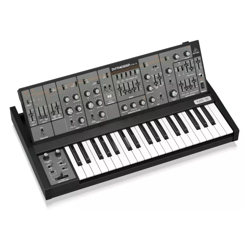 Analoogsüntesaator Behringer MS-5 — 32-hääleline polüfoonia, 37 klahvi