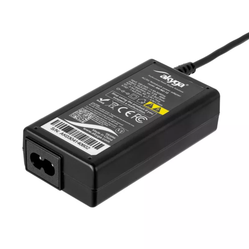 Toiteadapter Akyga AK-NU-12 sülearvutitele, 65 W, väljund 1–3,5 V, sisend 18,5–20 V, vahelduvvool, must