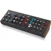 Süntesaator Behringer Model D Must korpuse värv Must Toiteallikas DC AC