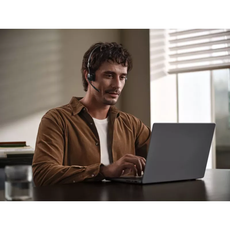 SHOKZ OpenMeet UC juhtmevaba Bluetooth luu juhtivusega videokonverentsikõrvaklapid USB-A adapteriga