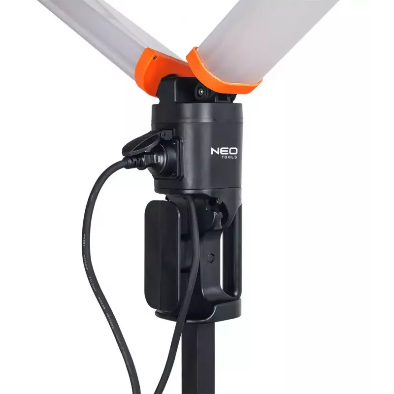 NEO Tools 99-099 kaasaskantav kolmjala prožektor / välitöövalgusti