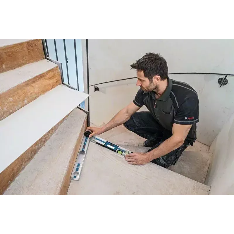 Bosch GAM 220 Professional digitaalne nurgamõõtja 0 - 220°