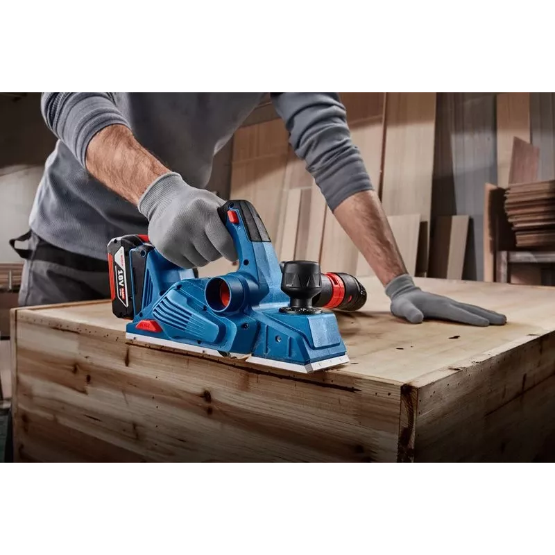 Bosch GHO 185-LI must, sinine 14000 RPM