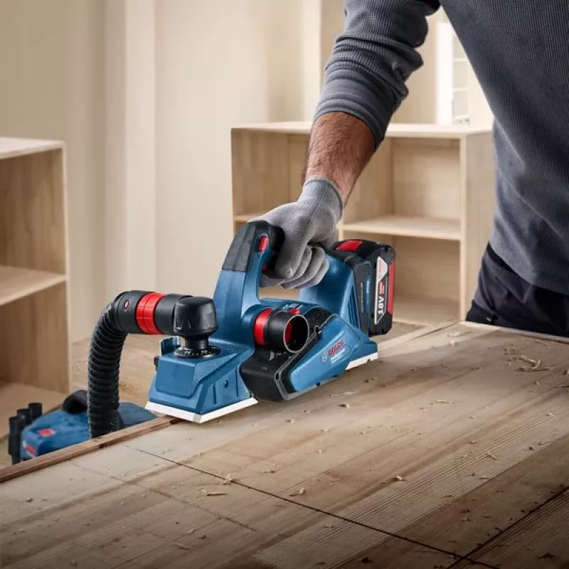 Bosch GHO 185-LI must, sinine 14000 RPM