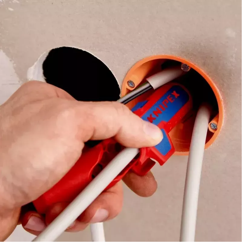 Kaablipuhastaja Knipex ErgoStrip 16 95 02 SB