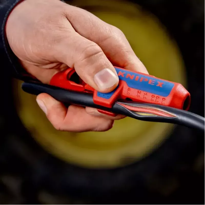 Kaablipuhastaja Knipex ErgoStrip 16 95 02 SB