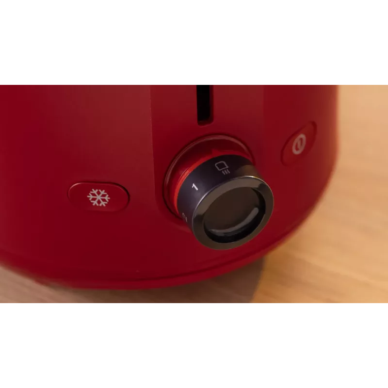 Röster Bosch TAT2M124 — 2 viilu 950 W, punane, saia tsentreerimine, sulatus, tõstuk