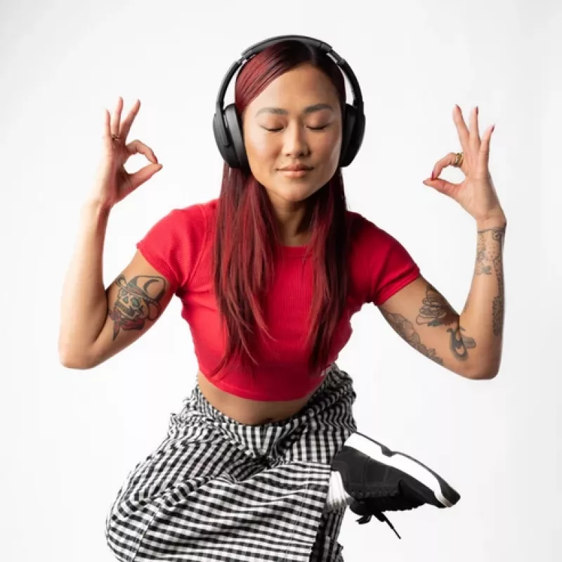 Kõrvaklapid Skullcandy Crusher Evo — juhtmevabad ja juhtmega üle-kõrva kõrvaklapid, Bluetooth 5.0, 40 h aku, USB-C, 3,5 mm, kokkupandavad, must
