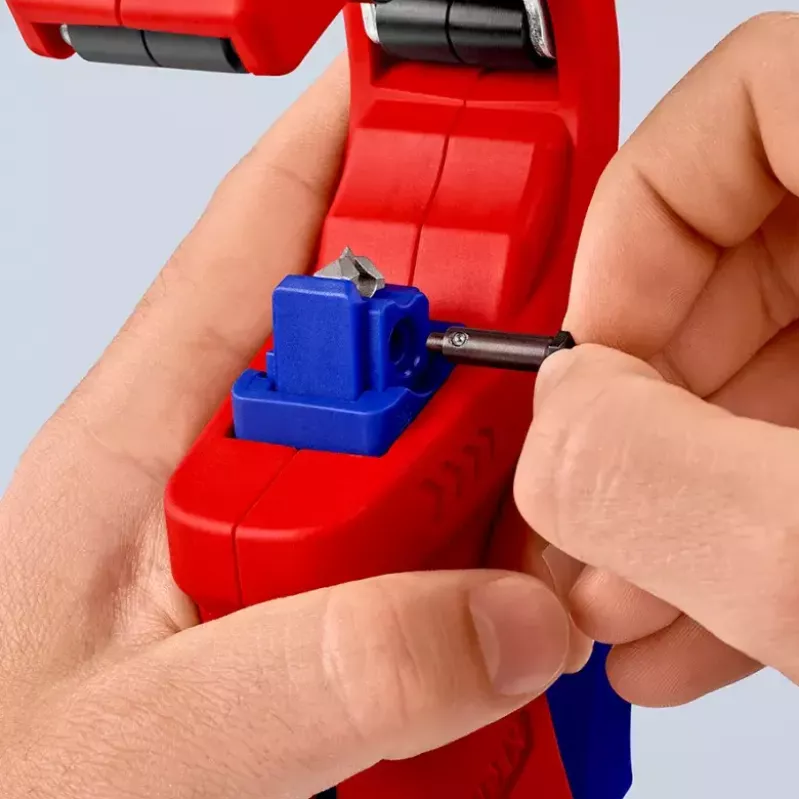 Torulõikur Knipex 90 23 01 BK terasest tera plastikust käepide 165 mm