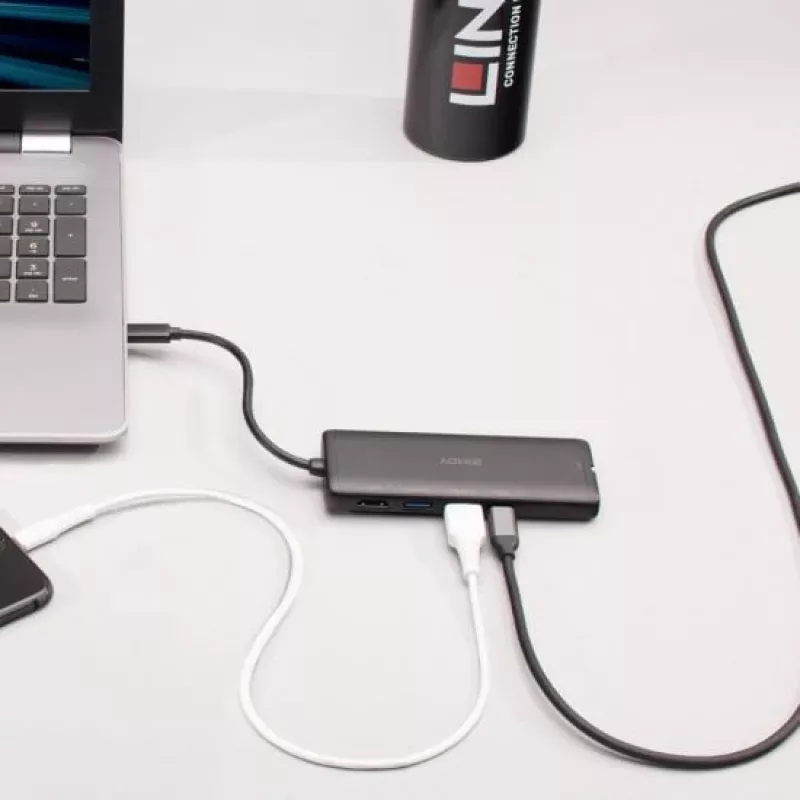 Lindy DST-Mini USB-C sülearvuti mini dokkimisjaam 4K toega ja 100W läbipääsu laadimisega