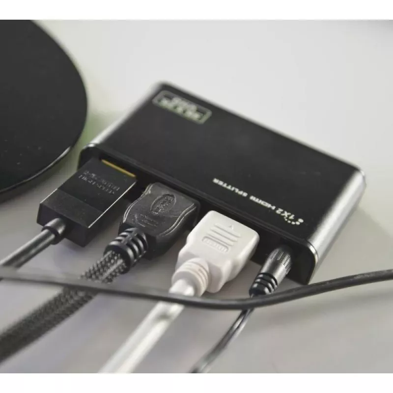 Techly IDATA HDMI2-4K2 videopihustaja HDMI 2x HDMI