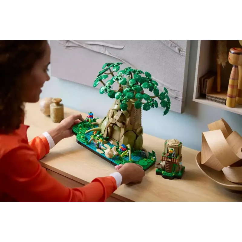 LEGO komplekt The Legend of Zelda Great Deku Tree 2-in-1 (77092) — 2500 detaili, 4 minifiguuri, 330 mm kõrgus