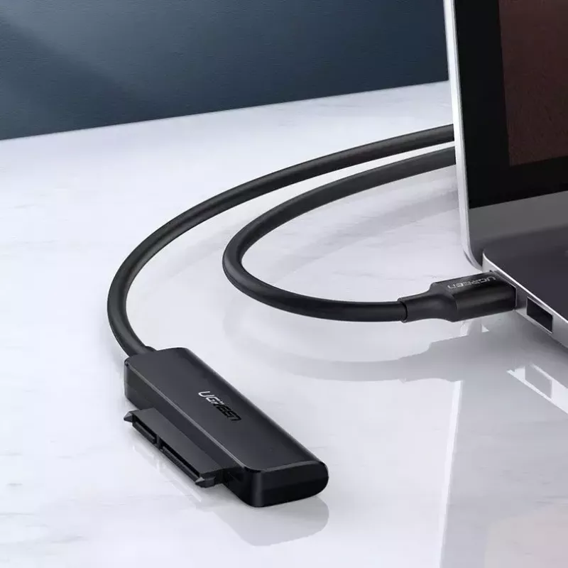 Väline 2,5-tolline SATA III USB 3.0 korpus UGREEN 70609 2,5-tollistele SATA SSD/HDD-le, USB-A kuni SATA, 5 Gbit/s, must