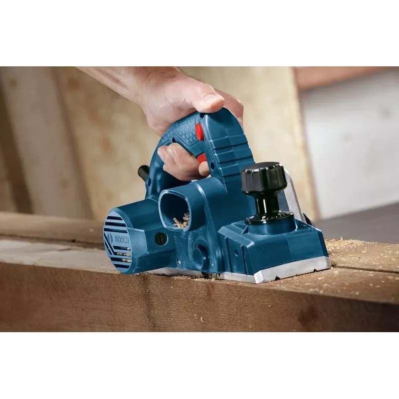 Bosch GHO 6500 must, sinine, metallik 16500 RPM 650 W